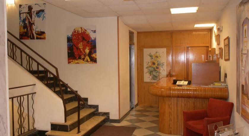 Hotel Mayna Benidorm Luaran gambar